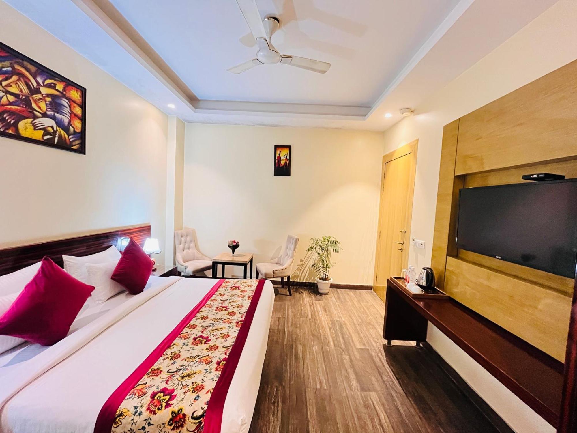 Hotel Banz Near Indira Gandhi Airport Delhi Nova Deli Exterior foto