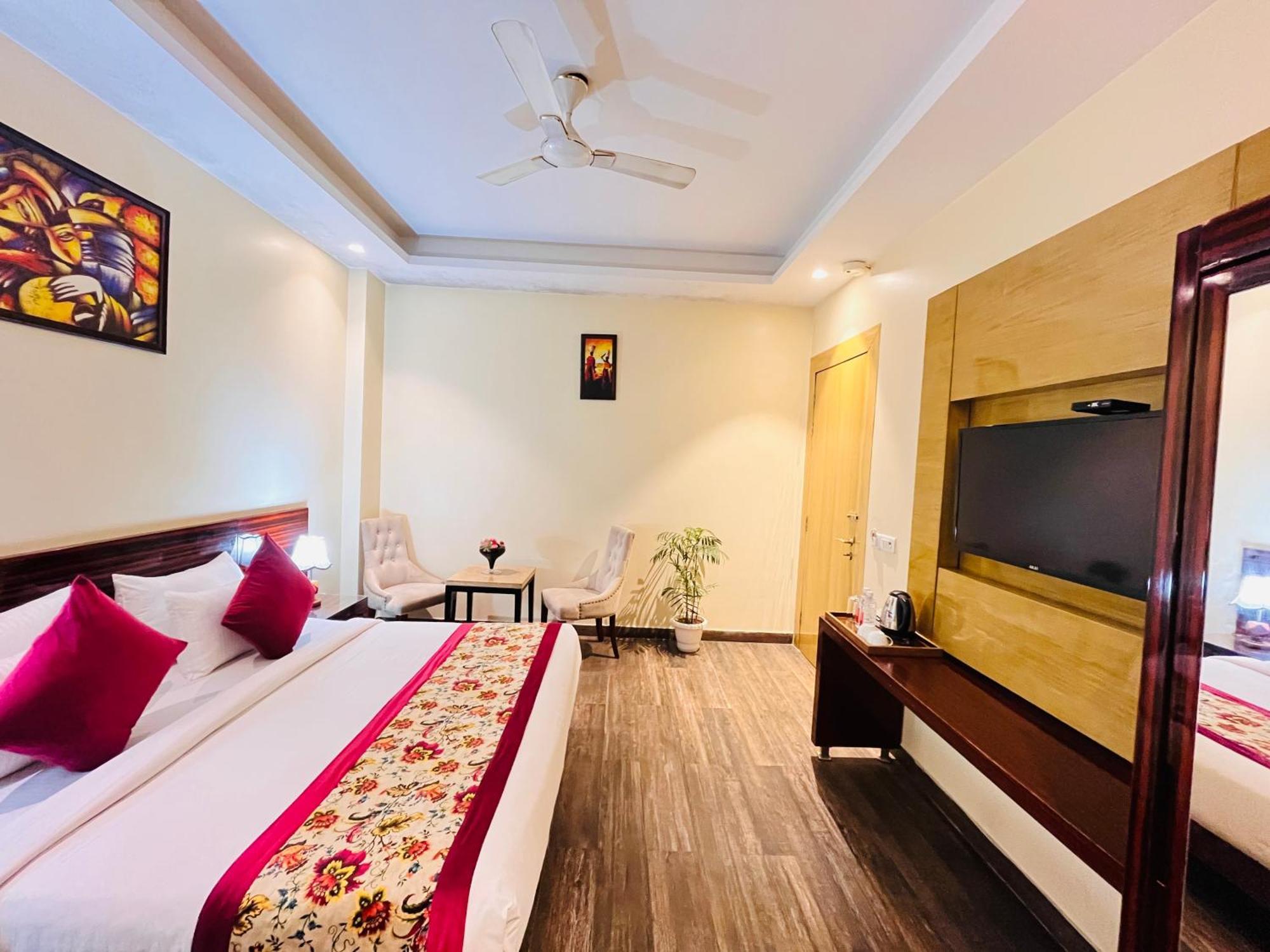 Hotel Banz Near Indira Gandhi Airport Delhi Nova Deli Exterior foto
