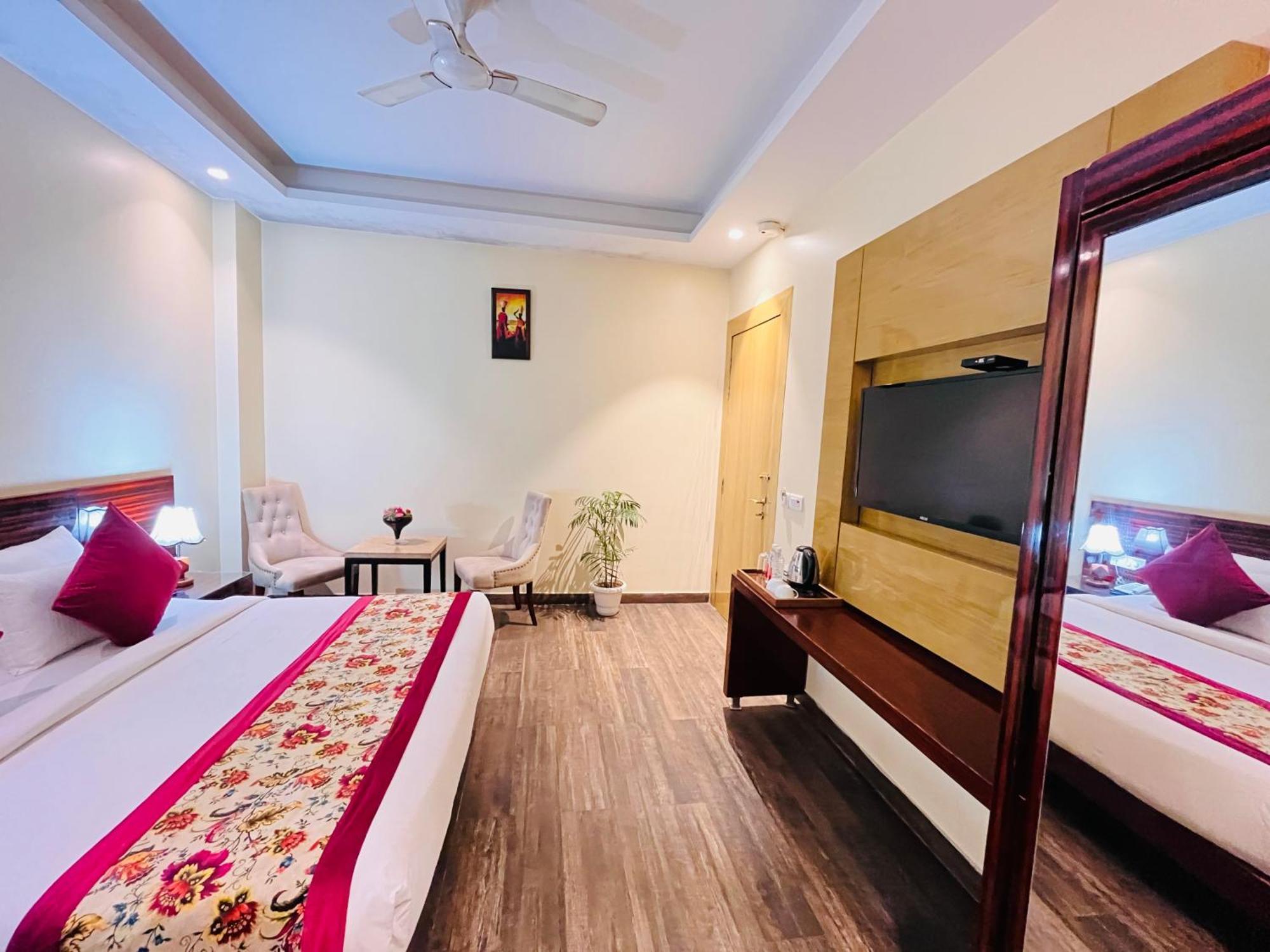 Hotel Banz Near Indira Gandhi Airport Delhi Nova Deli Exterior foto