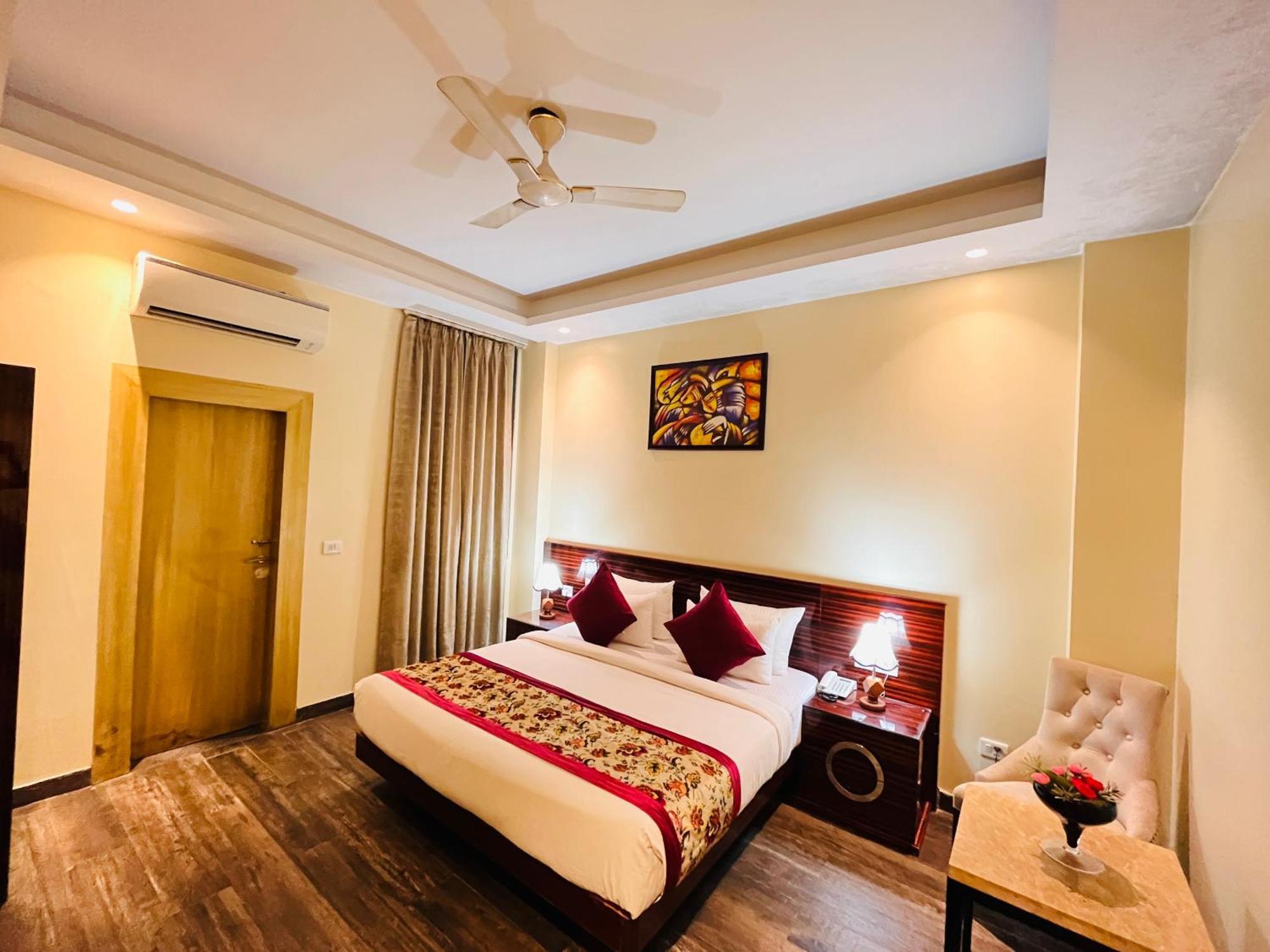 Hotel Banz Near Indira Gandhi Airport Delhi Nova Deli Exterior foto