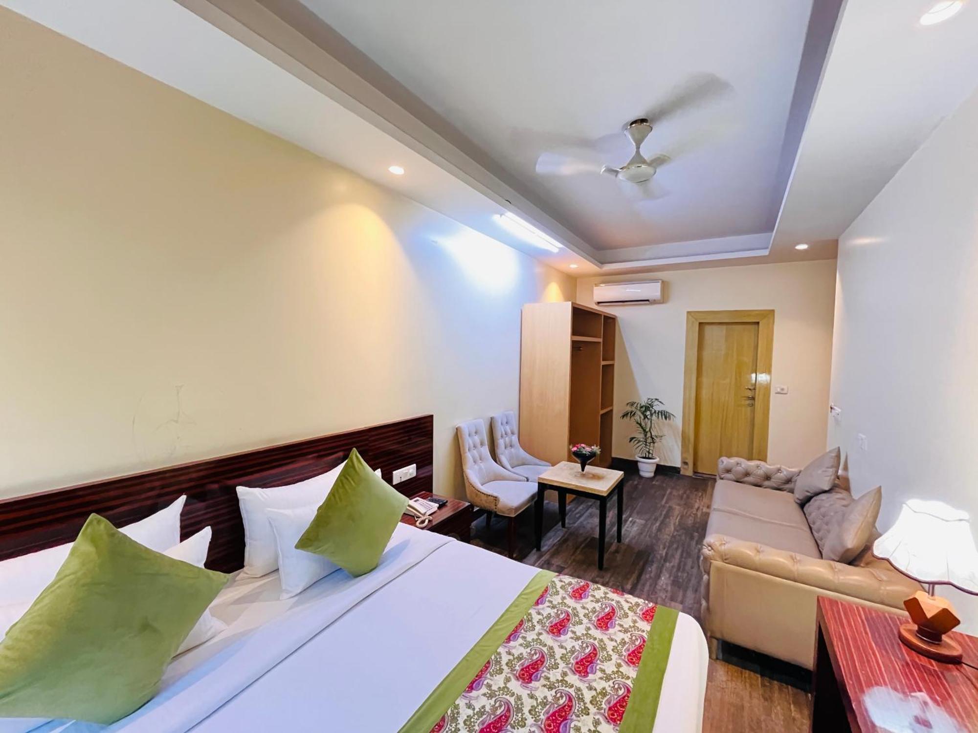 Hotel Banz Near Indira Gandhi Airport Delhi Nova Deli Exterior foto