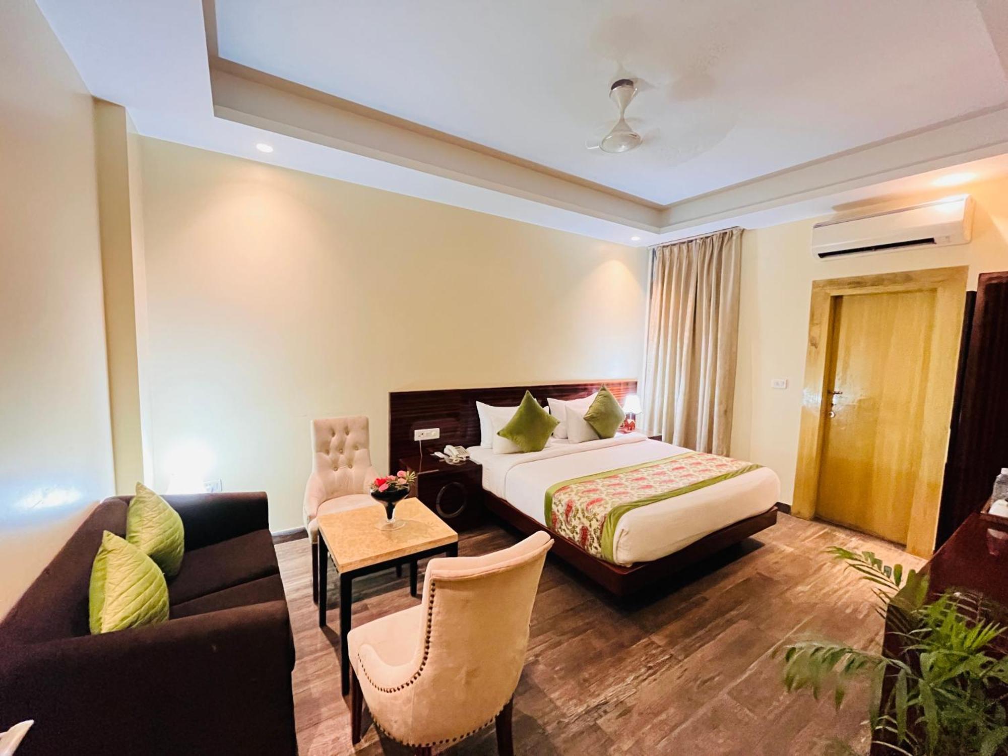 Hotel Banz Near Indira Gandhi Airport Delhi Nova Deli Exterior foto